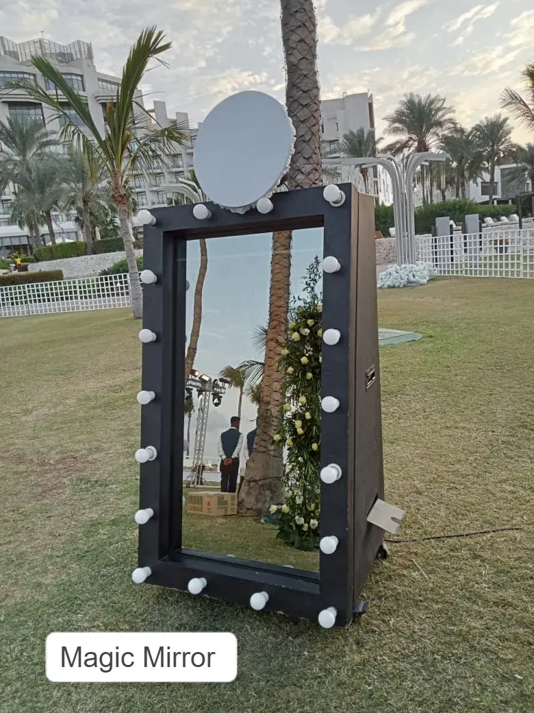 VANITY MAGIC MIRROR PHOTO BOOTH.webp